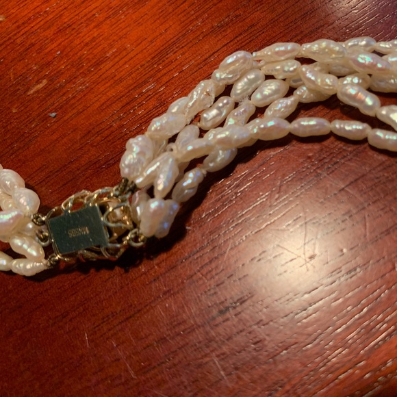Ladies Pearl Choker necklace - Picture 3 of 8